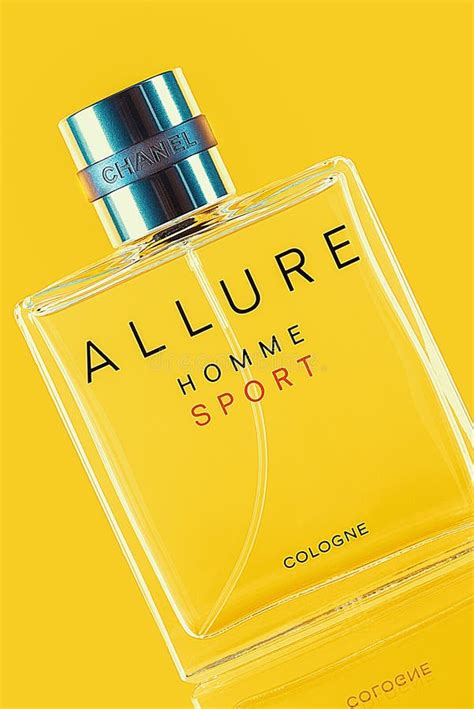 chanel parfum met achtergrond|ALLURE Collectie .